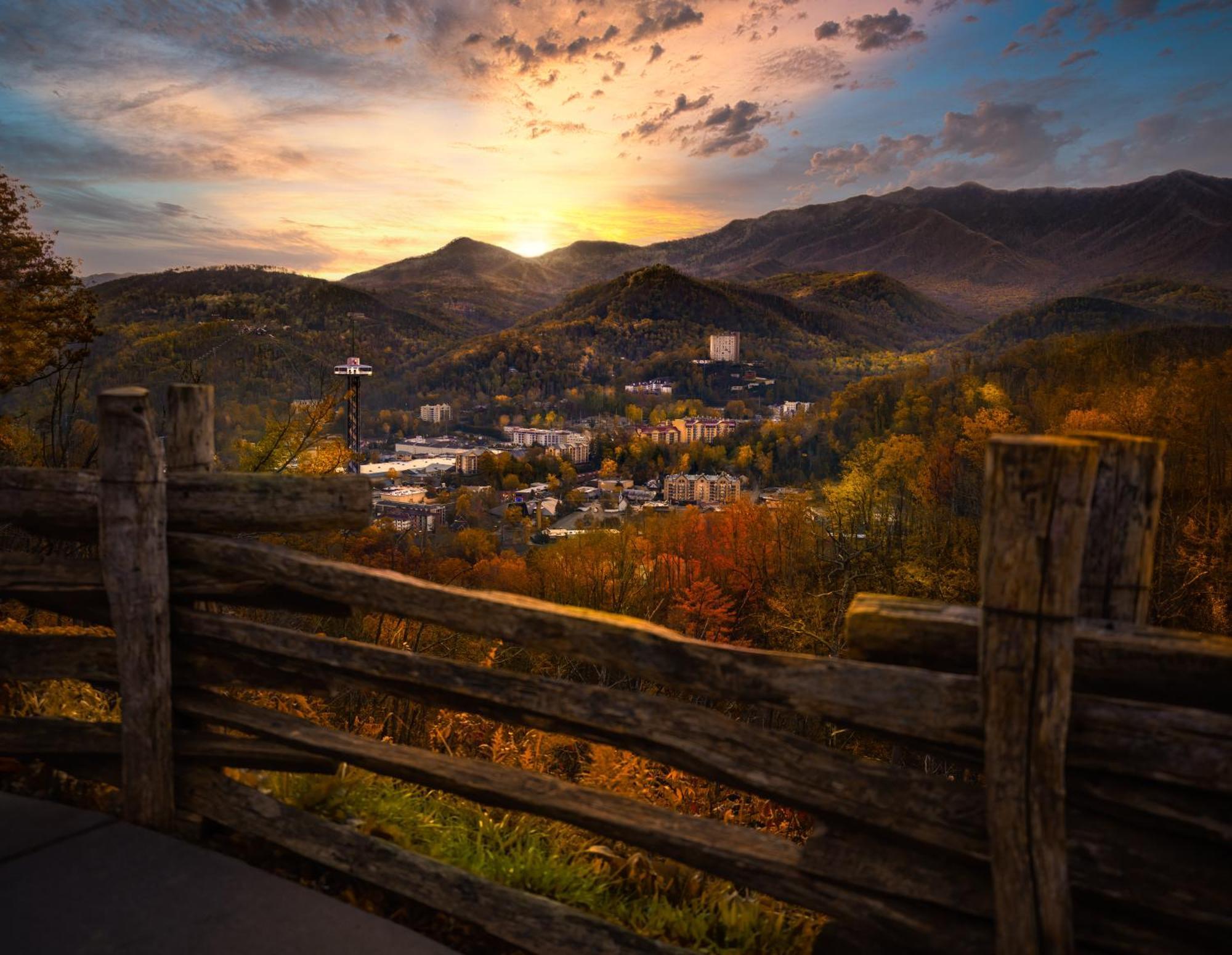 Her Majesty'S Way, Awesome Mtn Views, 1089 Free Tickets Each Paid Day, Dollywood And More แกตลิงเบิร์ก ภายนอก รูปภาพ